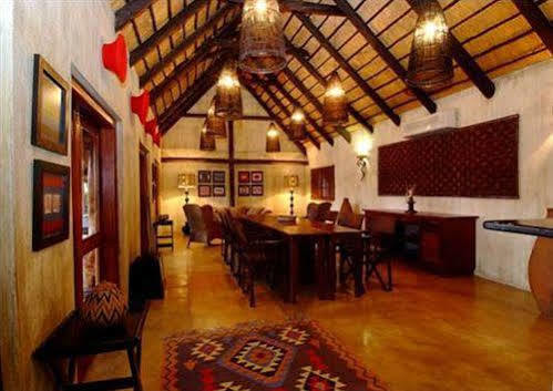 Indlovu River Lodge Karongwe Game Reserve Экстерьер фото